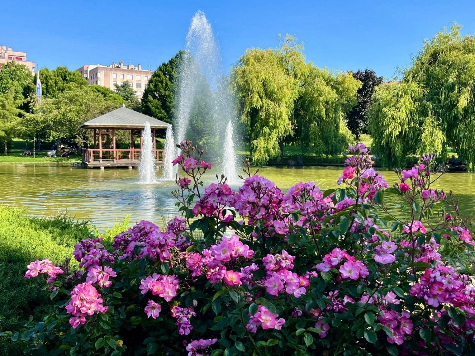 Pension Luzia - Optional Auto Check-In Памплона Екстер'єр фото